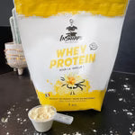 Whey avec de l’eau ou du lait